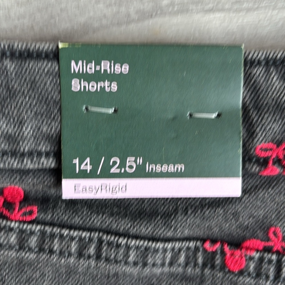 Wild Fable Black Jean Shorts with Red Embroidery - Picture 4 of 9